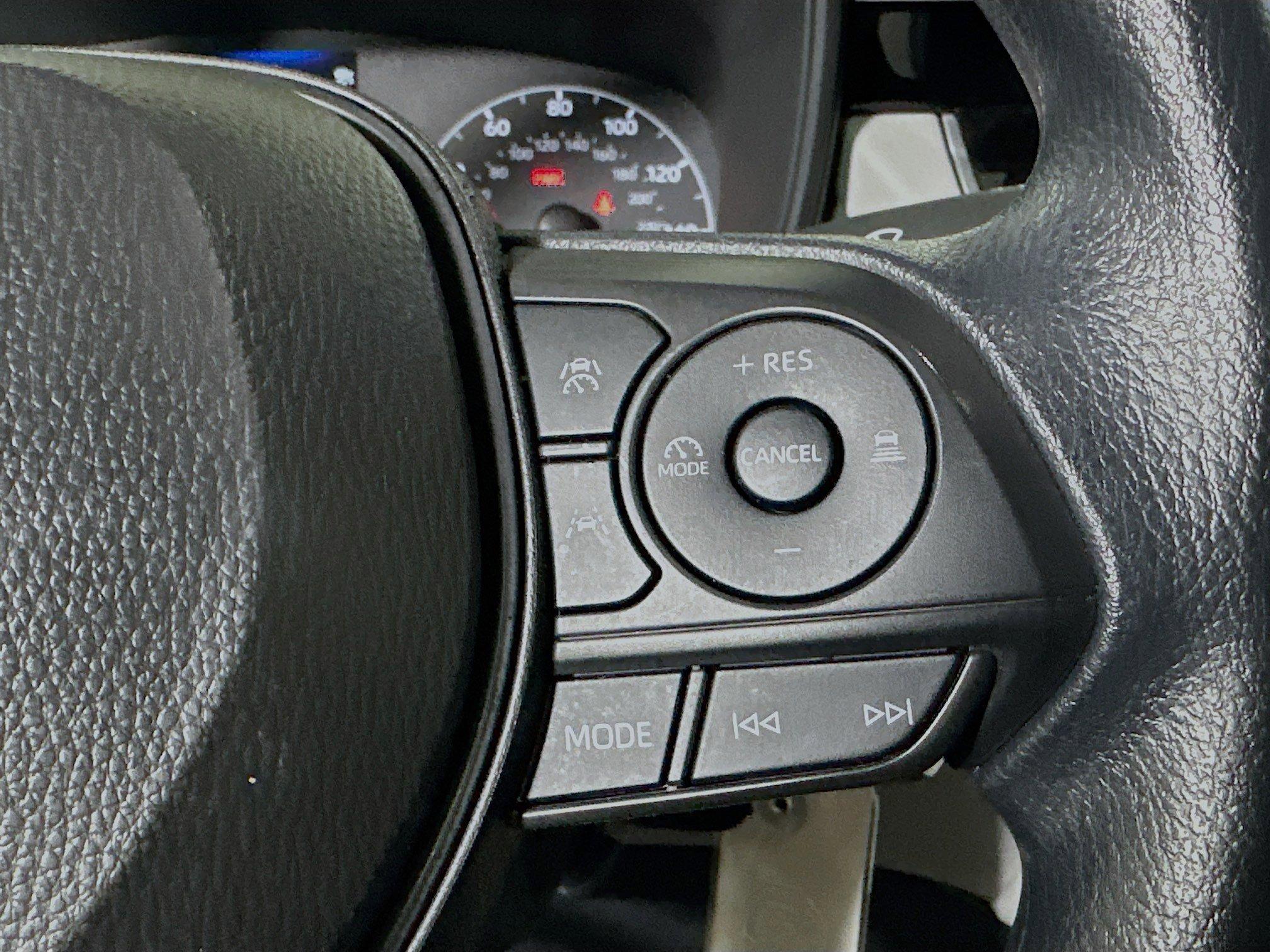 Toyota Corolla Cross L Fwd Sport Utility - Thumbnail 18