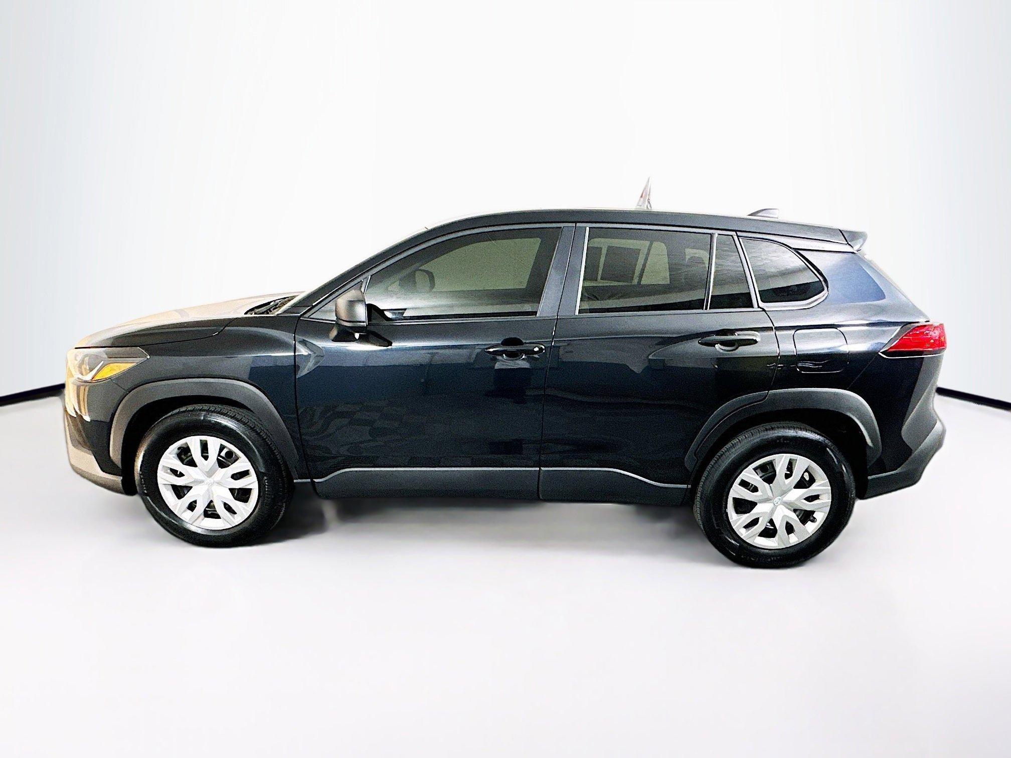 Toyota Corolla Cross L Fwd Sport Utility - Thumbnail 7