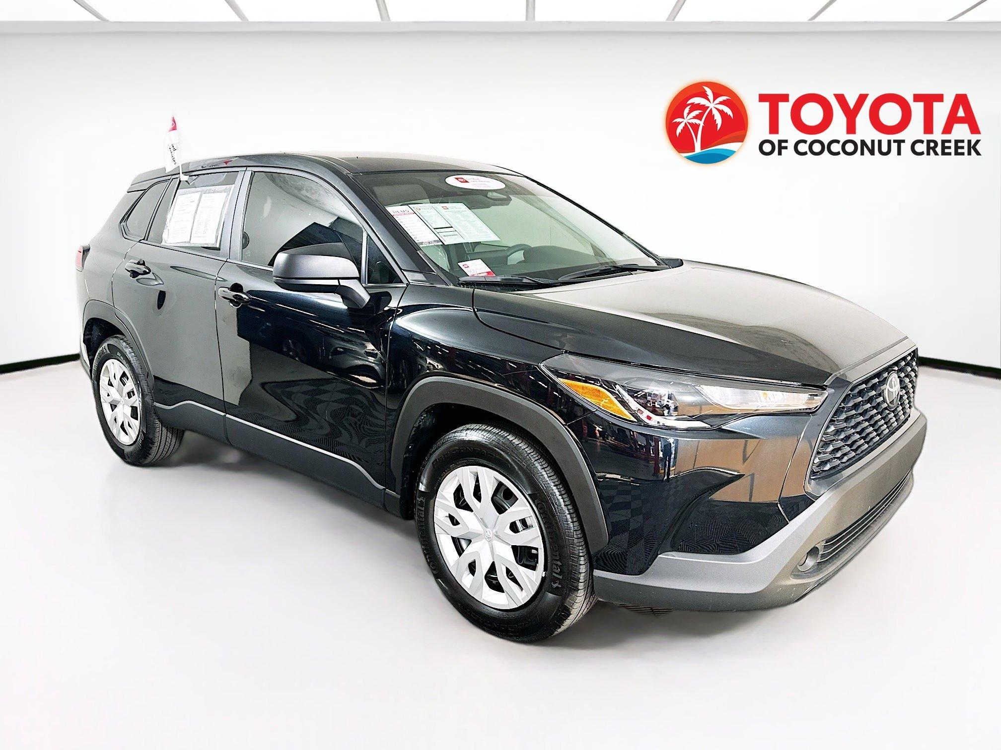 Toyota Corolla Cross L Fwd Sport Utility - Thumbnail 2