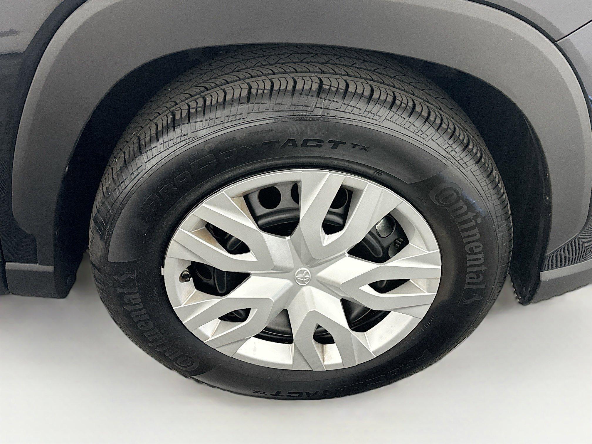 Toyota Corolla Cross L Fwd Sport Utility - Thumbnail 12