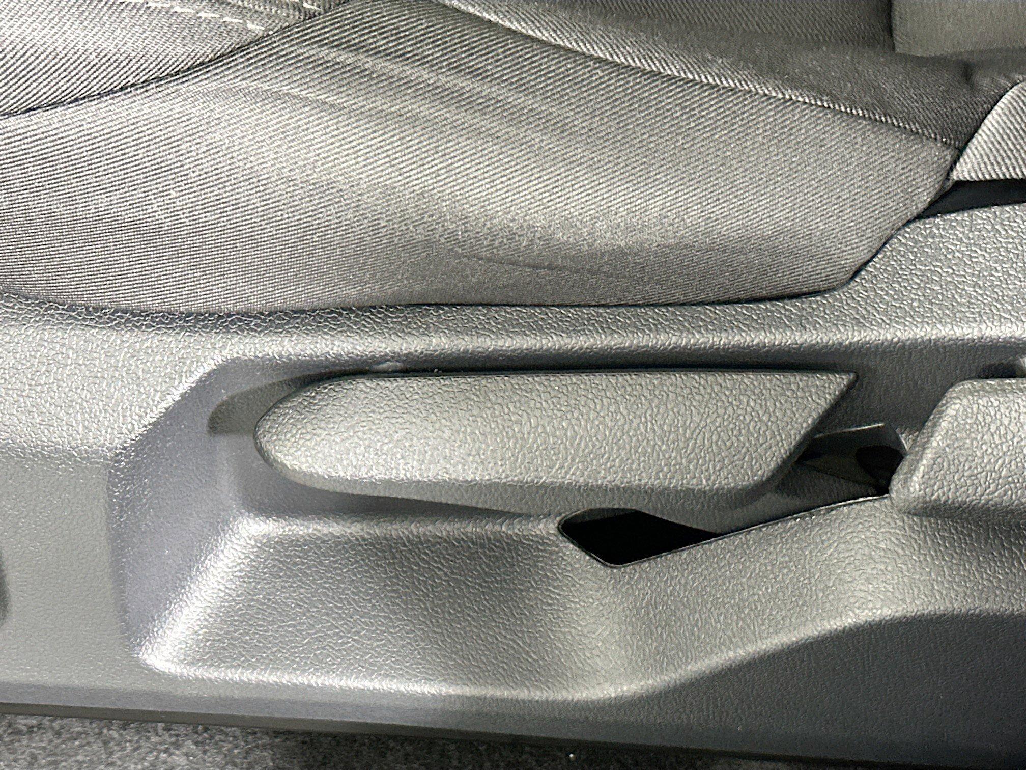 Toyota Tacoma 4Wd Sr 4Wd Extended Cab Pickup - Thumbnail 14