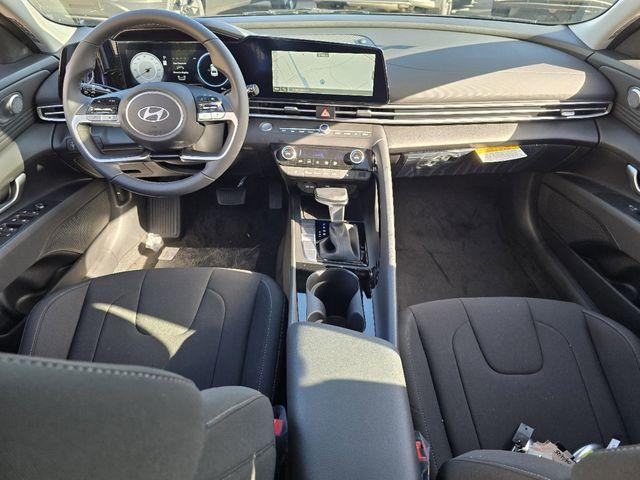 Hyundai Elantra Sel Convenience - Thumbnail 6