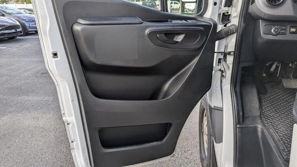 Mercedes-Benz Sprinter 2500 Passenger Van High Roof 170.0" Wb For Sale In Margate - Thumbnail 12