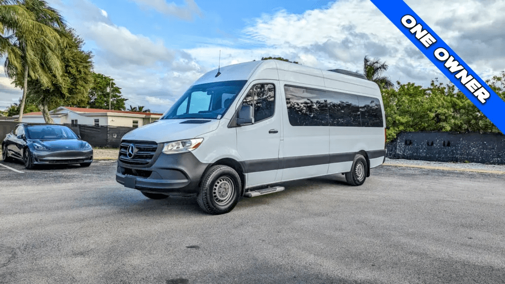 Mercedes-Benz Sprinter 2500 Passenger Van High Roof 170.0" Wb For Sale In Margate - View 1