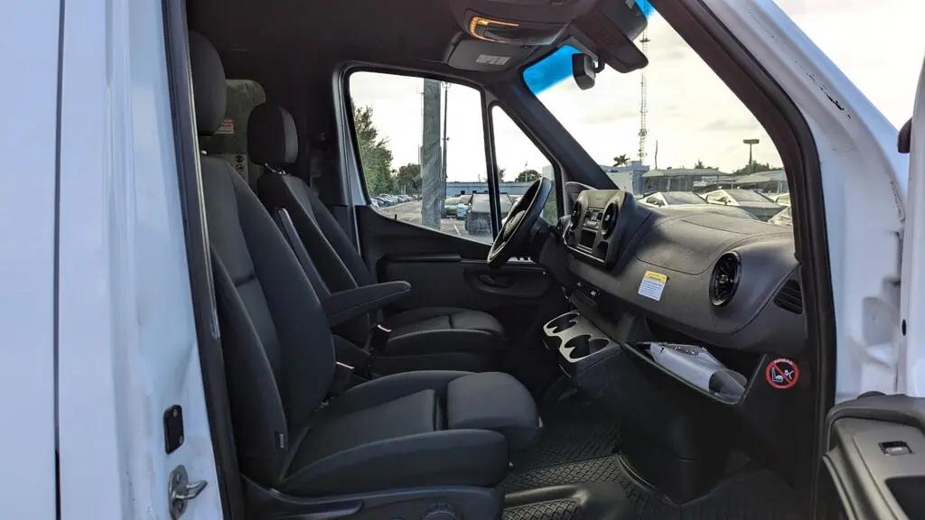 Mercedes-Benz Sprinter 2500 Passenger Van High Roof 170.0" Wb For Sale In Margate - Thumbnail 20
