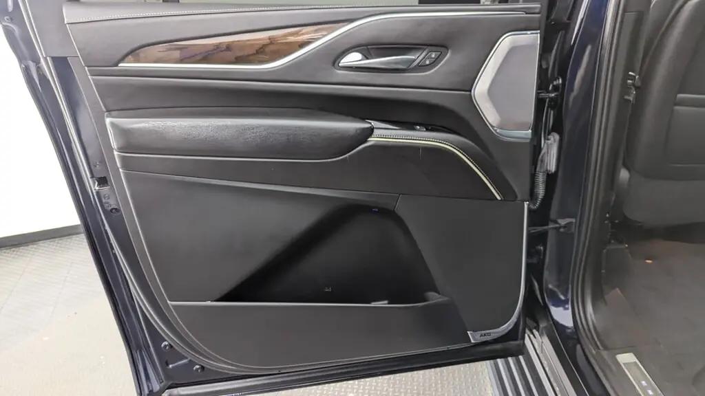 Cadillac Escalade Esv Premium Luxury Platinum For Sale In Miami - Thumbnail 15