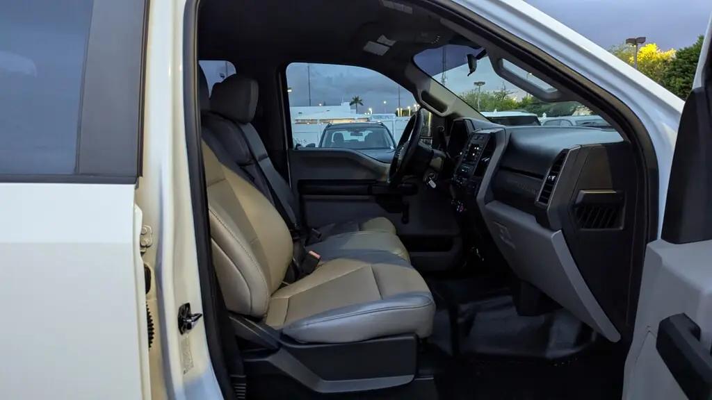 Ford Super Duty F-350 Srw Xl For Sale In Orlando - Thumbnail 19