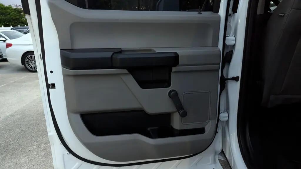 Ford Super Duty F-350 Srw Xl For Sale In Orlando - Thumbnail 15