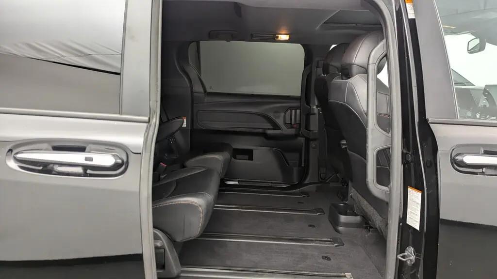 Toyota Sienna Xse For Sale In Margate - Thumbnail 17