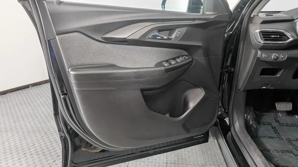 Chevrolet Trailblazer Lt For Sale In Orlando - Thumbnail 12