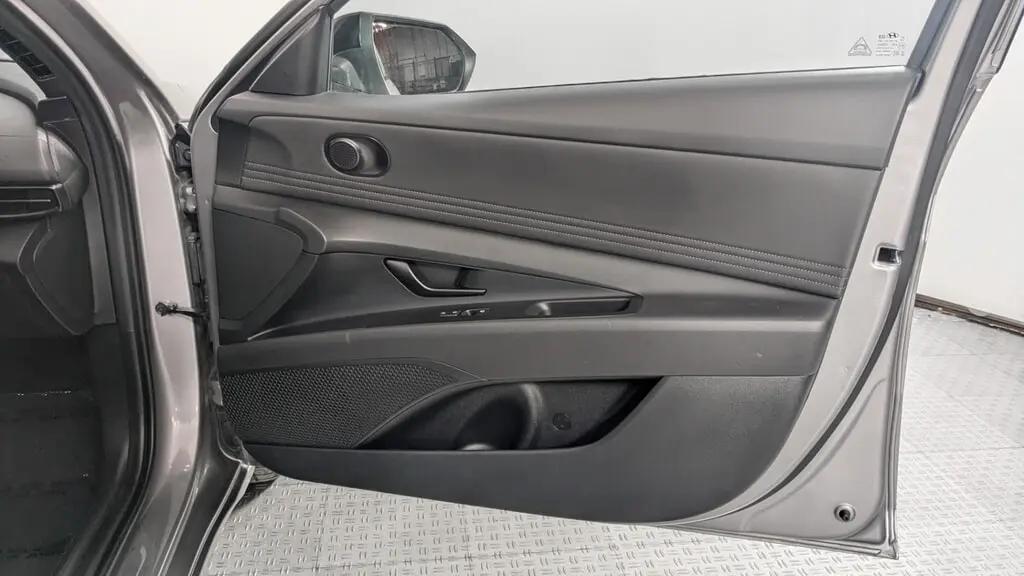 Hyundai Elantra Sel Sport For Sale In Orlando - Thumbnail 16