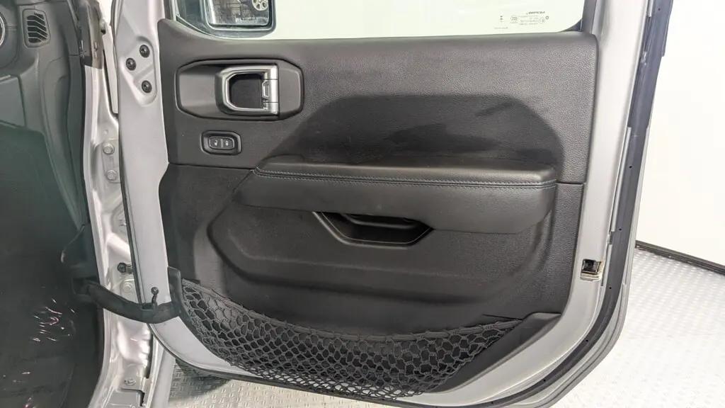 Jeep Wrangler 4Xe Rubicon For Sale In Orlando - Thumbnail 16