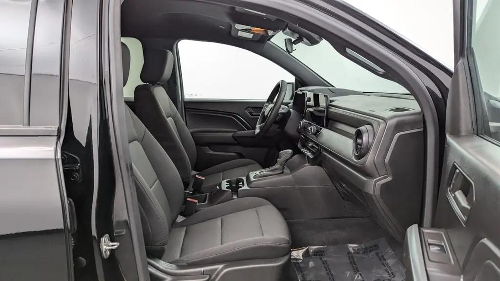 Chevrolet Colorado 2Wd Work Truck For Sale In Miami - Thumbnail 18