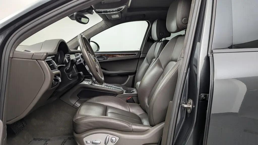 Porsche Macan Turbo For Sale In West Palm - Thumbnail 12