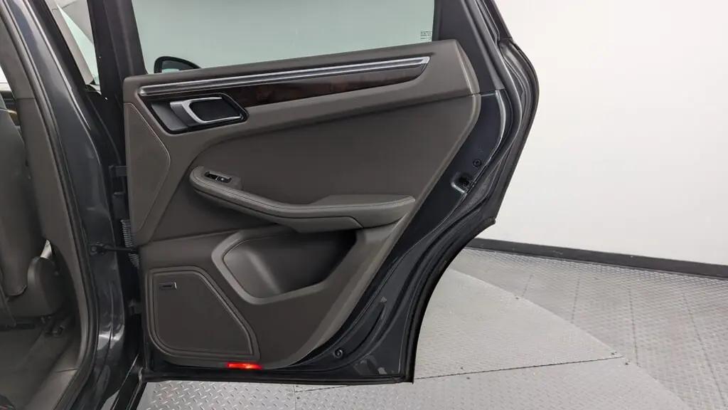 Porsche Macan Turbo For Sale In West Palm - Thumbnail 18