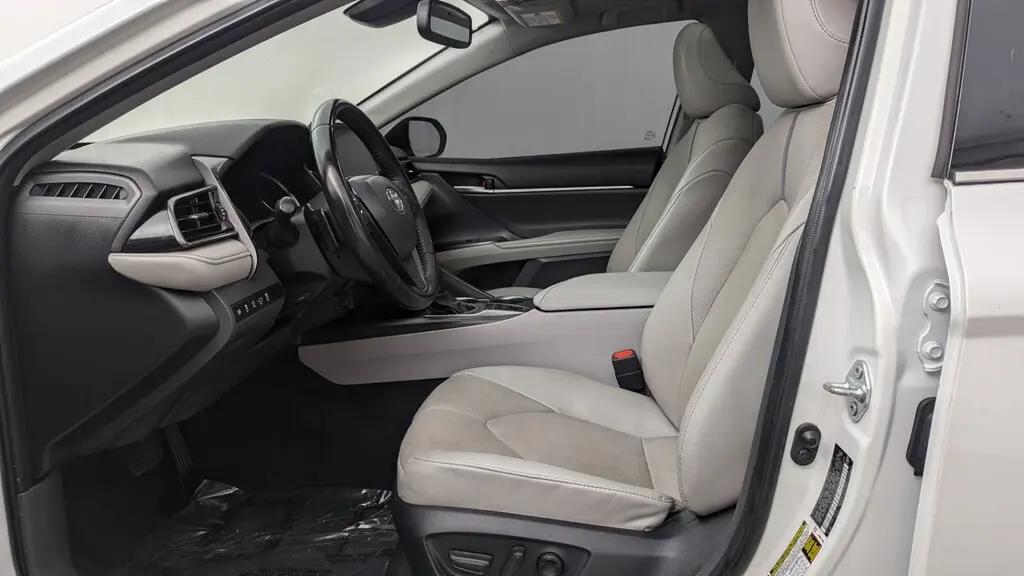 Toyota Camry Xse V6 For Sale In Margate - Thumbnail 13