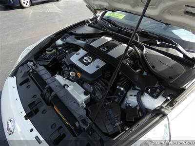 Nissan 370Z - Thumbnail 9