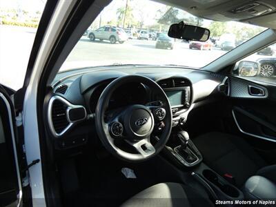 Kia Soul Lx - Thumbnail 5