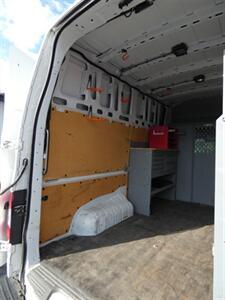 Nissan Nv 2500 Hd Sv - Thumbnail 15