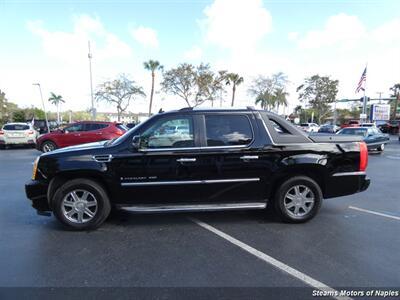 Cadillac Escalade Ext - Thumbnail 11