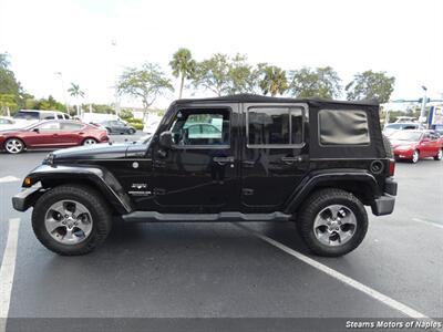 Jeep Wrangler Sahara - Thumbnail 11