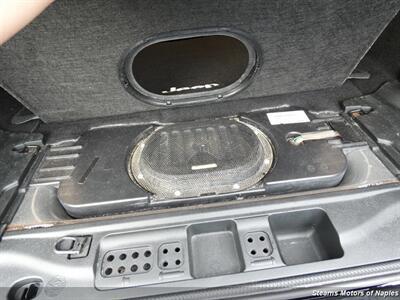 Jeep Wrangler Sahara - Thumbnail 16