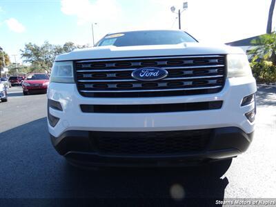 Ford Explorer - Thumbnail 5