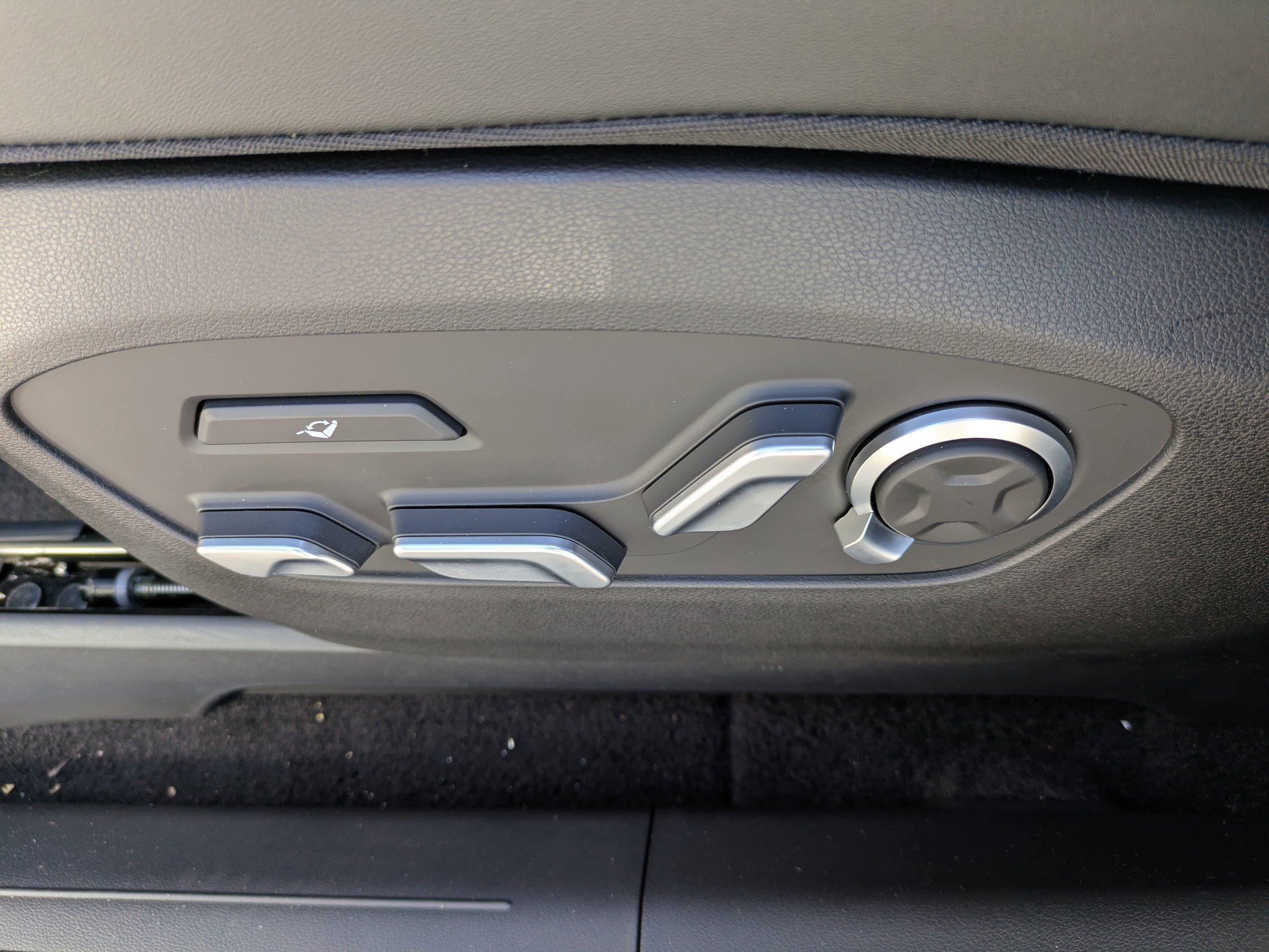 Hyundai Ioniq 9 Performance Calligraphy All Wheel Drive Sport Utility - Thumbnail 19