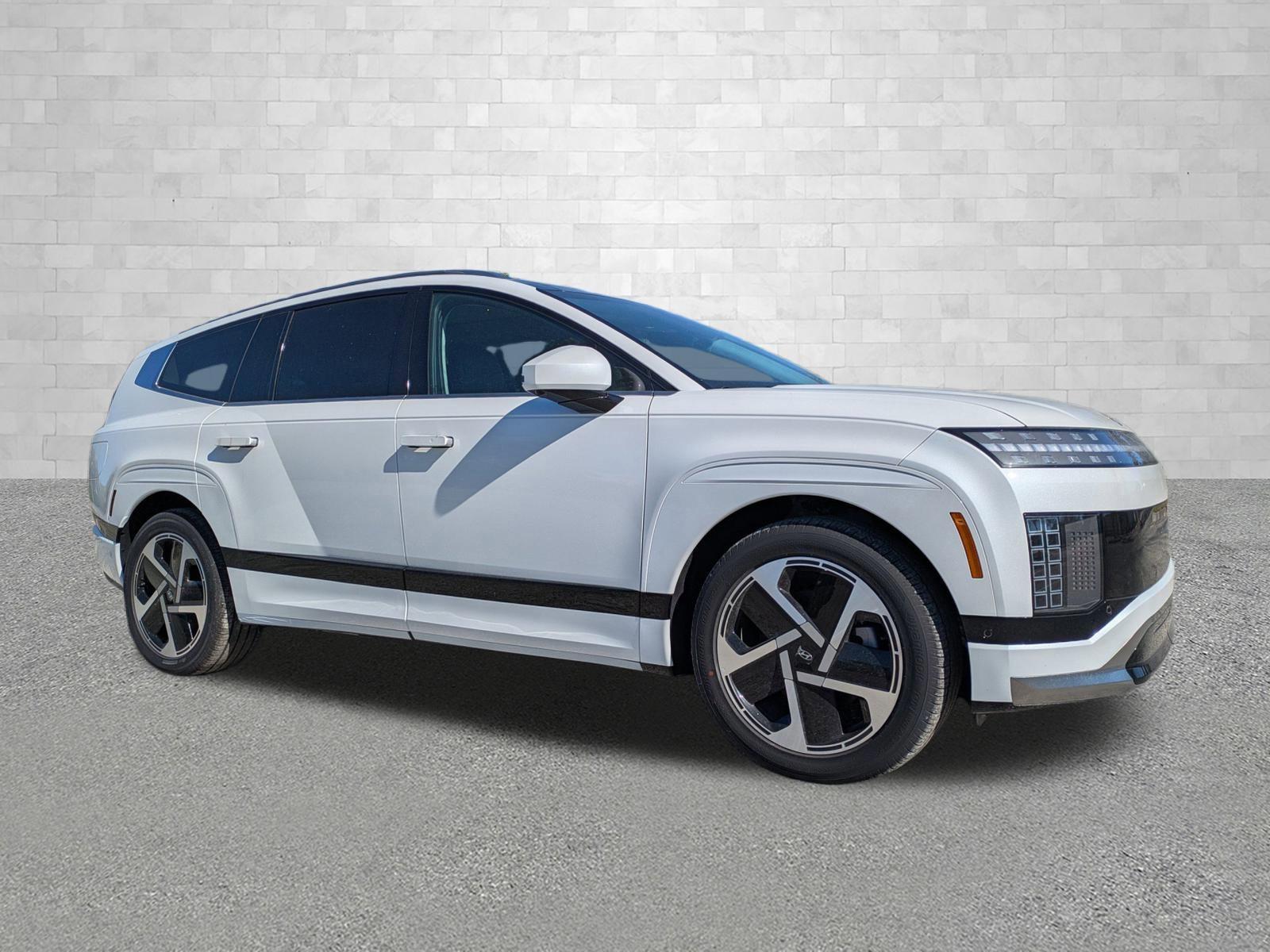 Hyundai Ioniq 9 Performance Calligraphy All Wheel Drive Sport Utility - Thumbnail 2