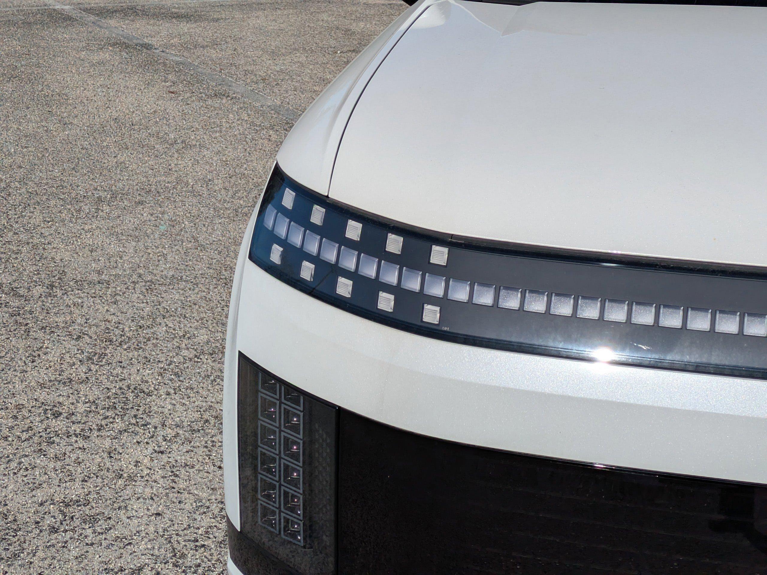 Hyundai Ioniq 9 Performance Calligraphy All Wheel Drive Sport Utility - Thumbnail 8