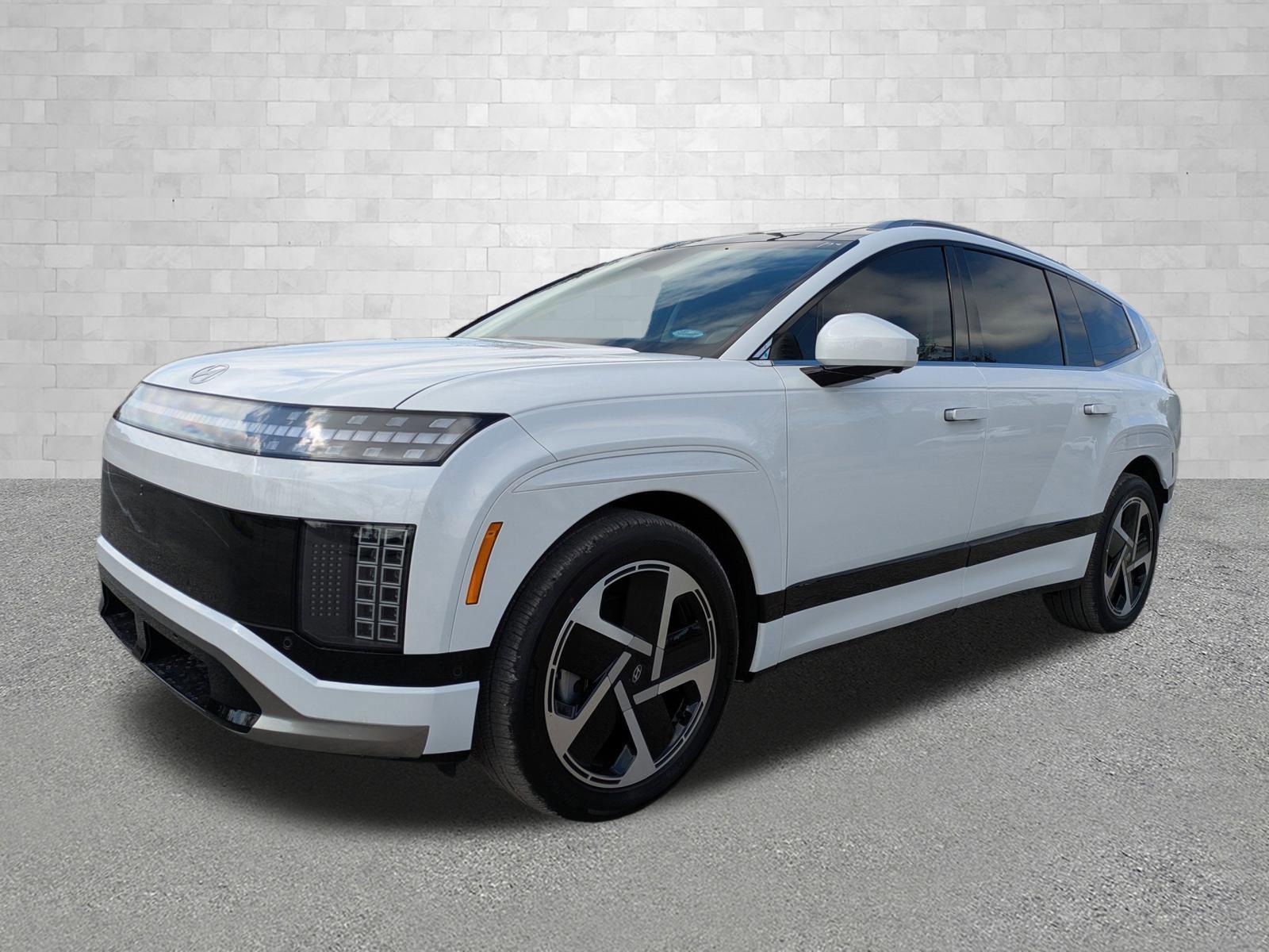 Hyundai Ioniq 9 Performance Calligraphy All Wheel Drive Sport Utility - Thumbnail 6