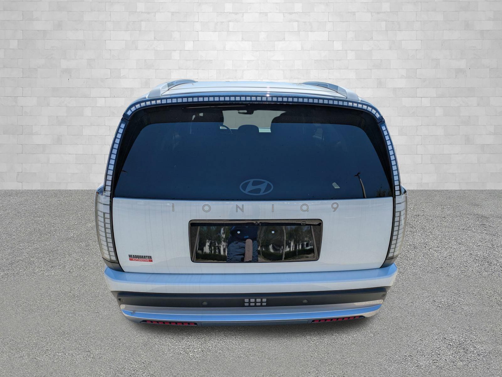 Hyundai Ioniq 9 S Rear Wheel Drive Sport Utility - Thumbnail 4