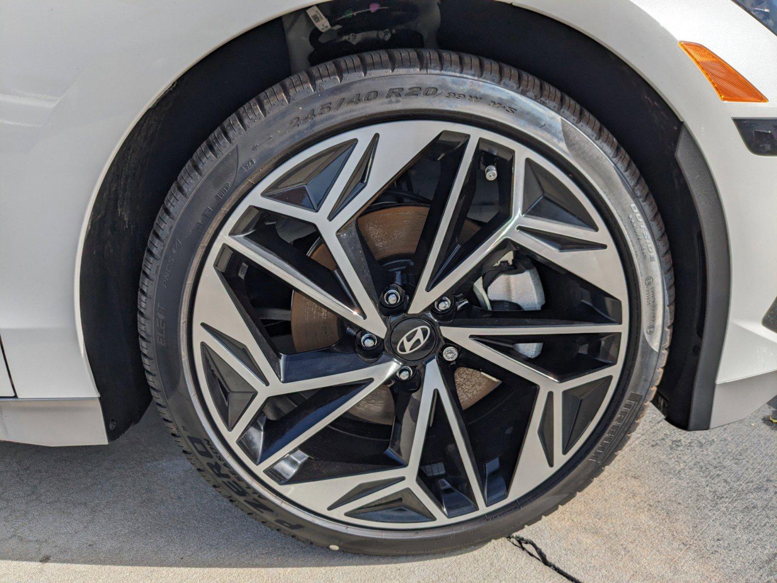 Hyundai Ioniq 6 Sel Rear Wheel Drive 4Dr Car - Thumbnail 10