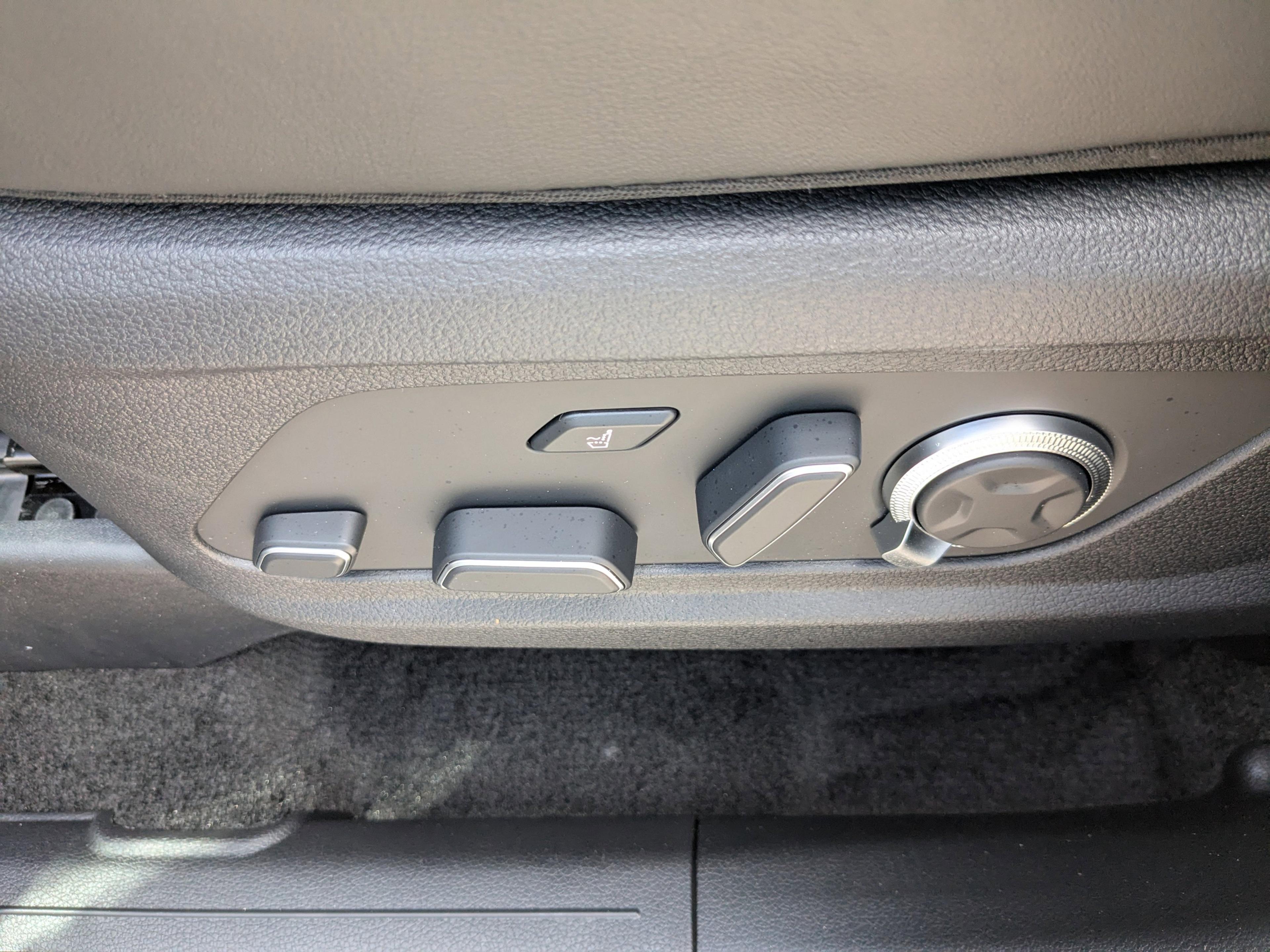 Hyundai Palisade Calligraphy Night Edition Awd All Wheel Drive Sport Utility - Thumbnail 19