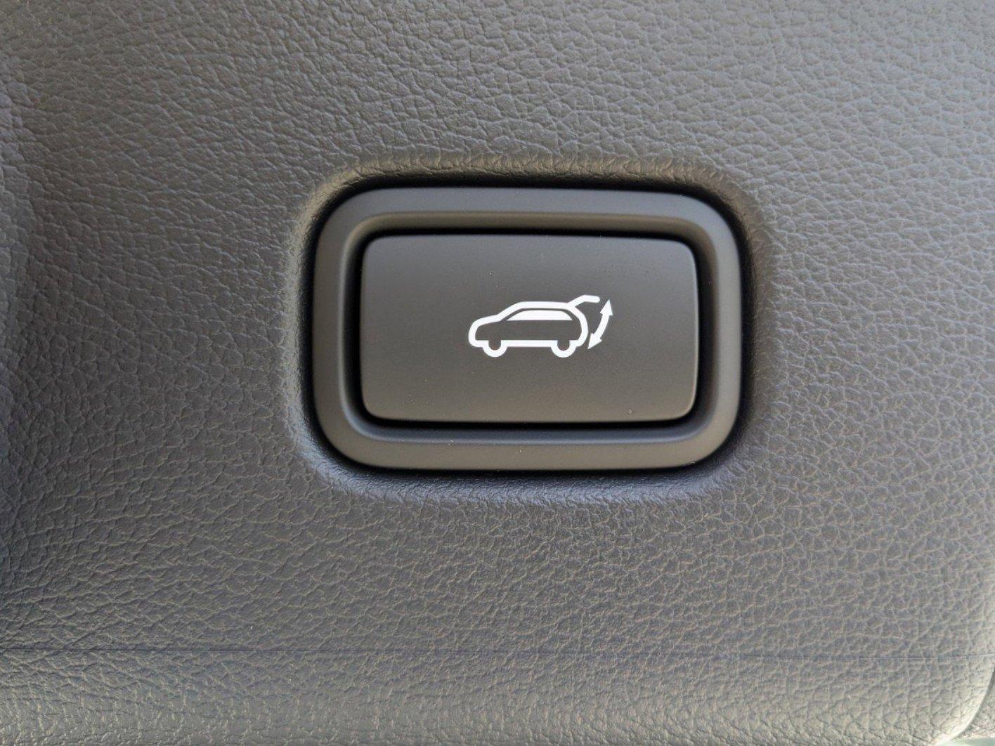 Hyundai Palisade Calligraphy Night Edition Awd All Wheel Drive Sport Utility - Thumbnail 16