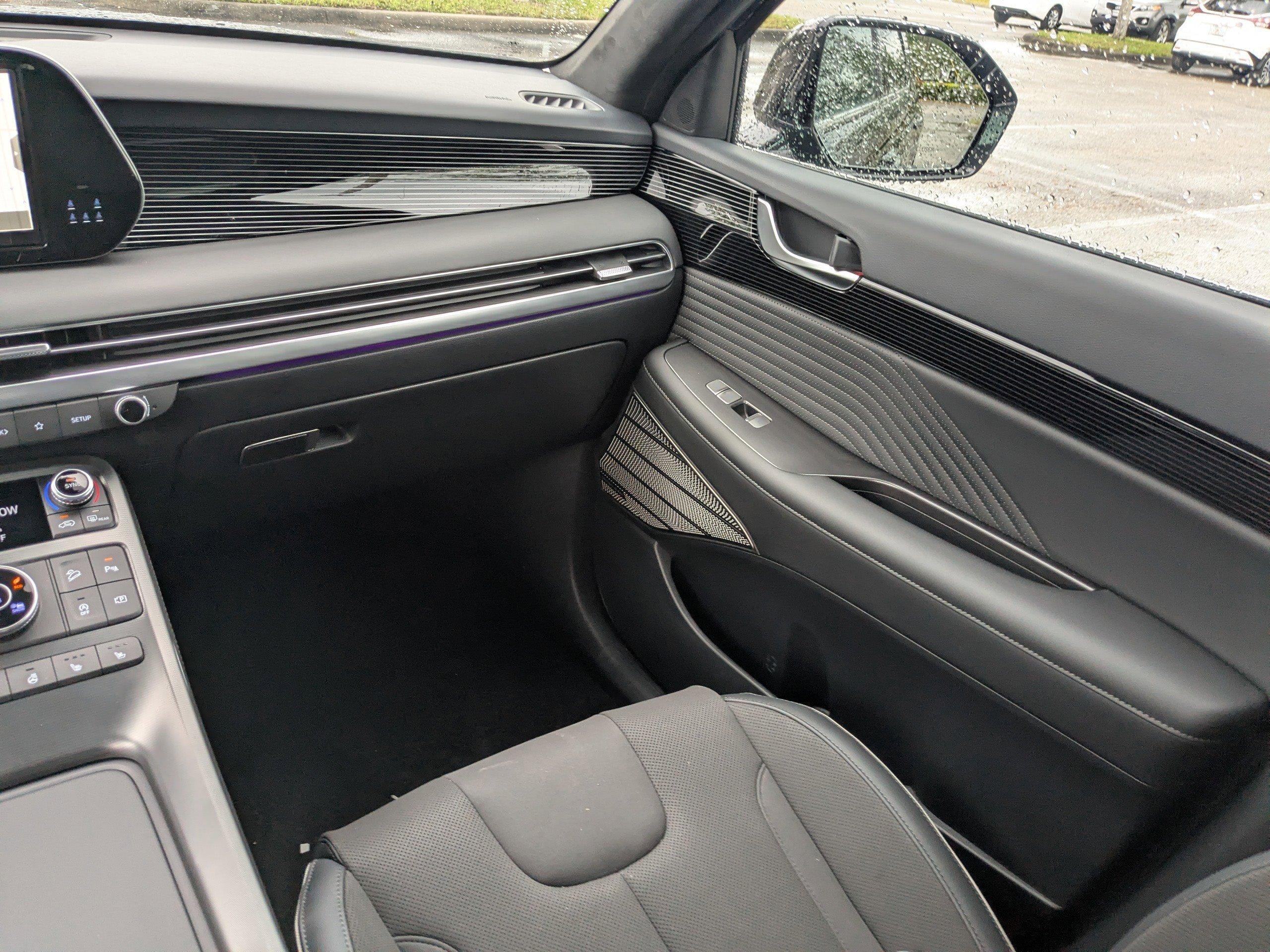 Hyundai Palisade Calligraphy Night Edition Awd All Wheel Drive Sport Utility - Thumbnail 13