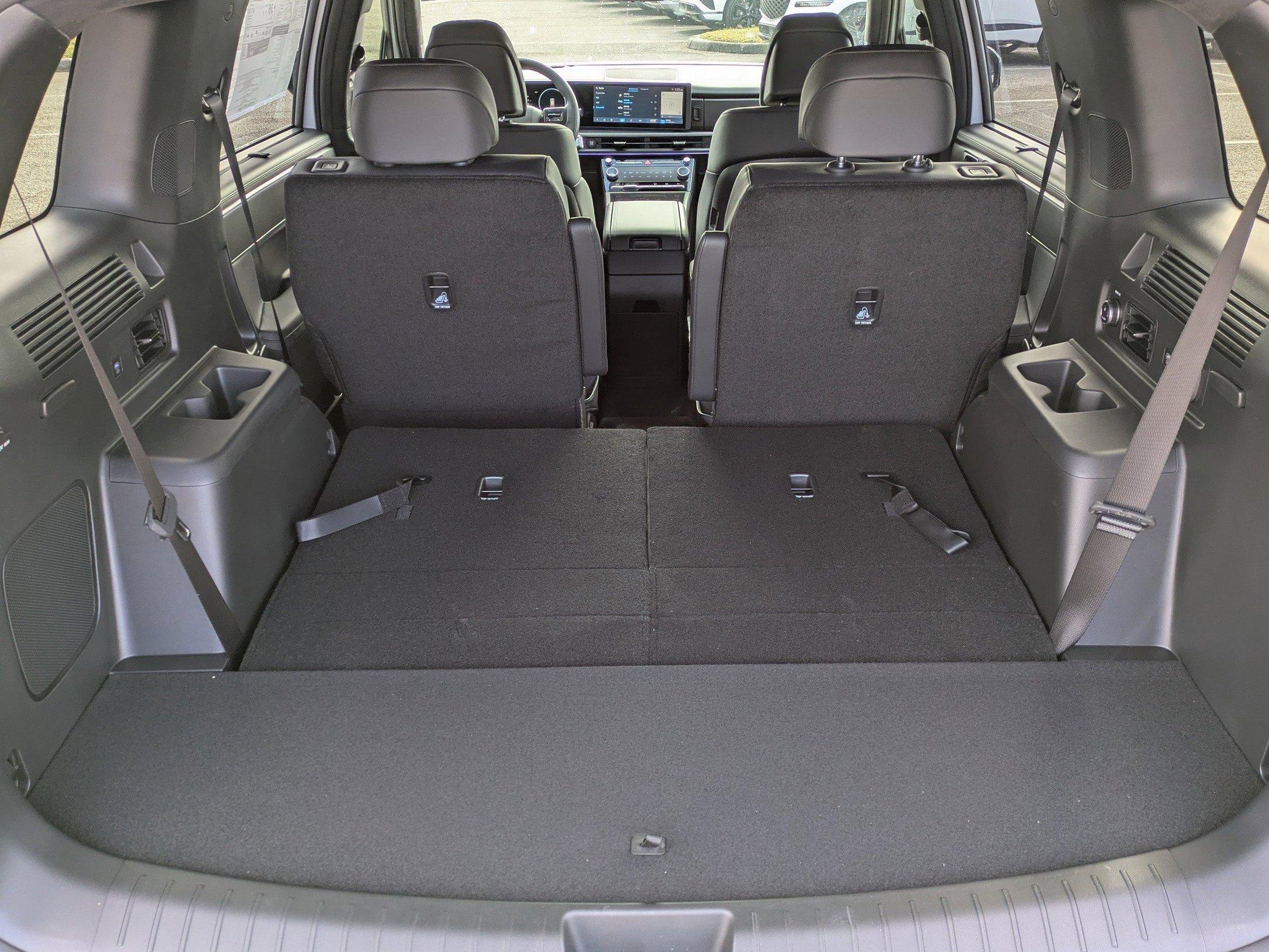 Hyundai Santa Fe Hybrid Calligraphy Front Wheel Drive Sport Utility - Thumbnail 17