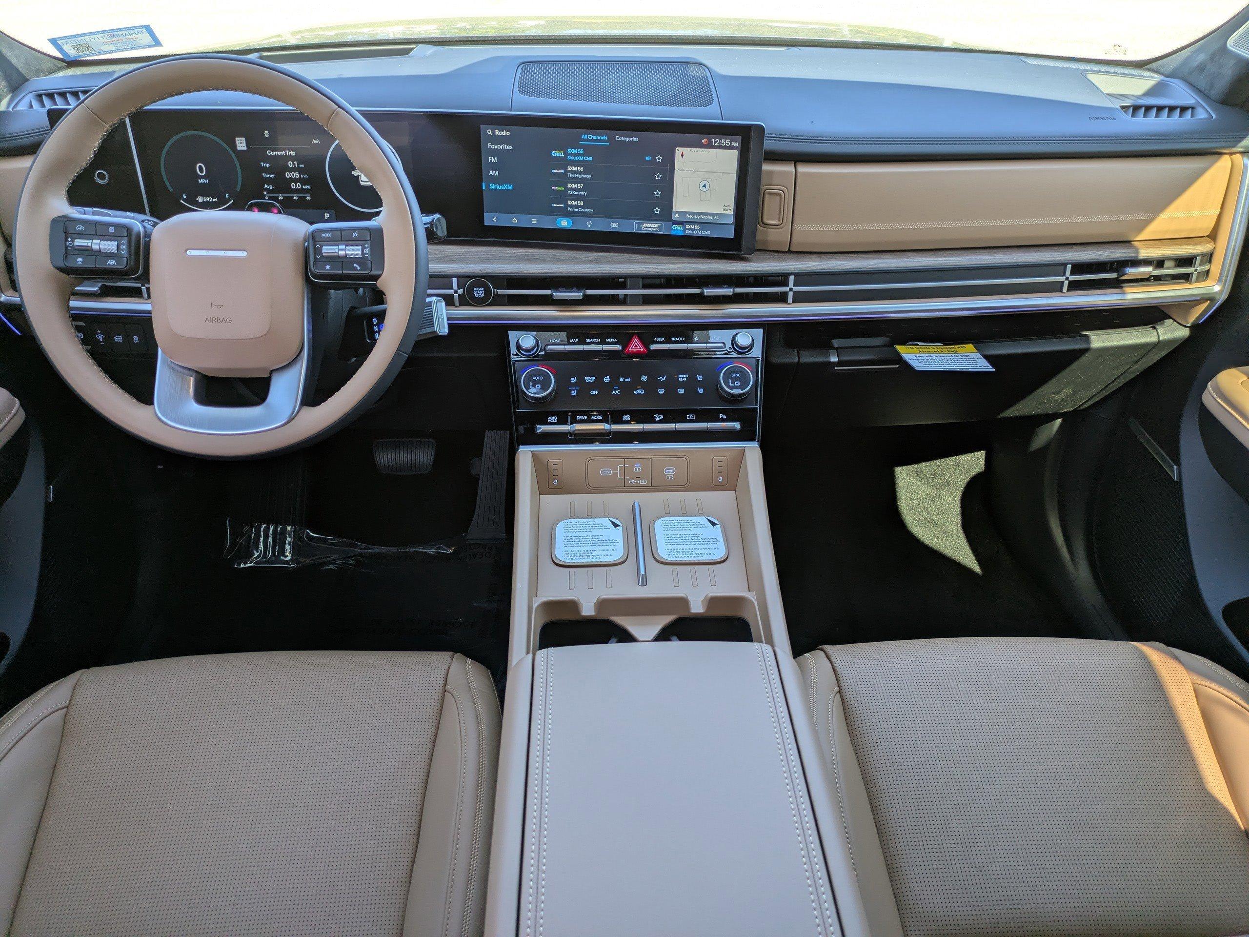 Hyundai Santa Fe Hybrid Calligraphy All Wheel Drive Sport Utility - Thumbnail 11