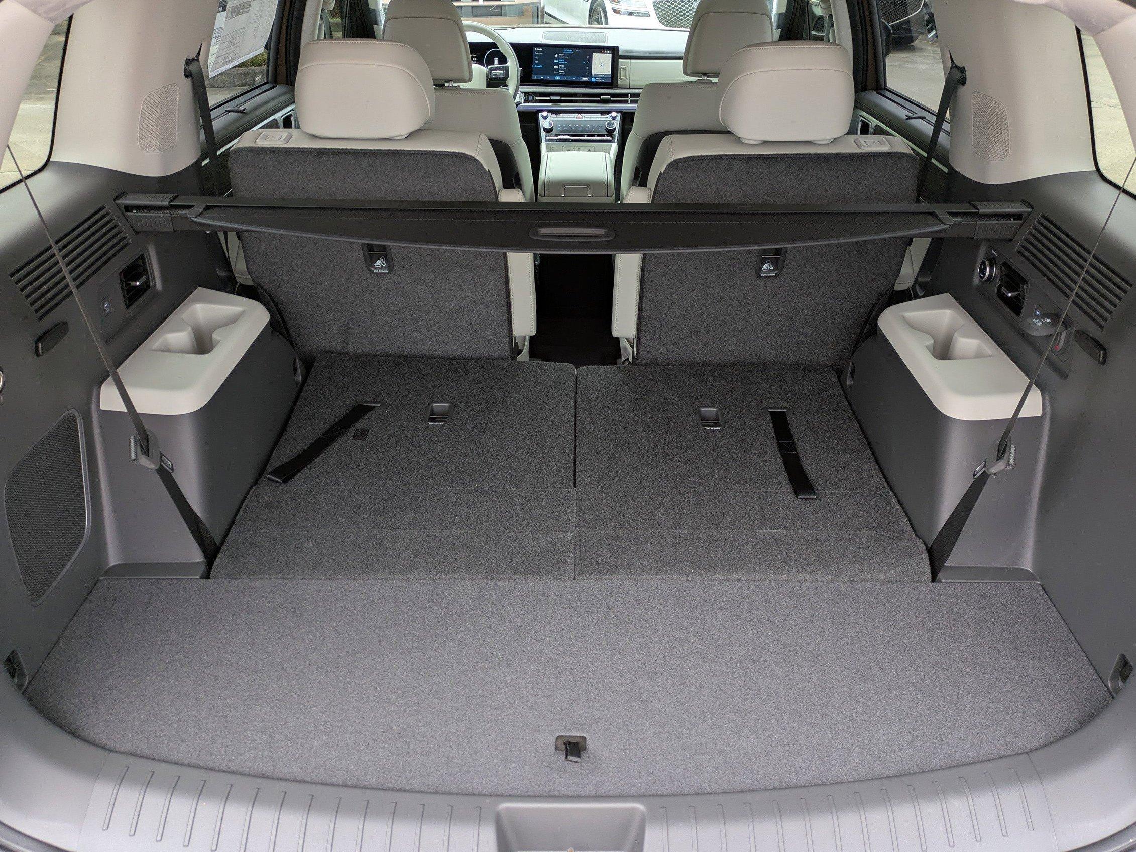 Hyundai Santa Fe Hybrid Calligraphy Front Wheel Drive Sport Utility - Thumbnail 17