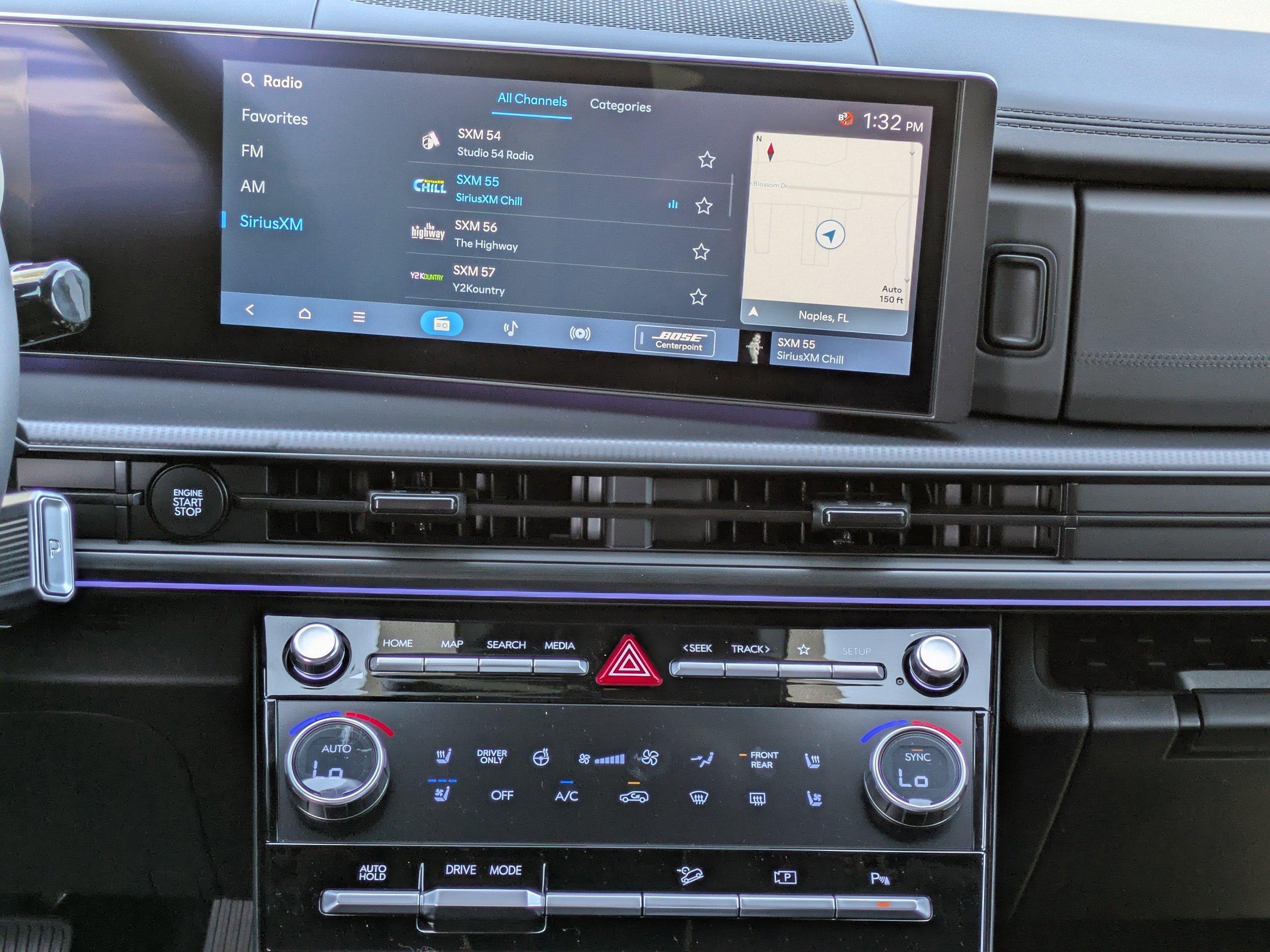 Hyundai Santa Fe Hybrid Calligraphy Front Wheel Drive Sport Utility - Thumbnail 14