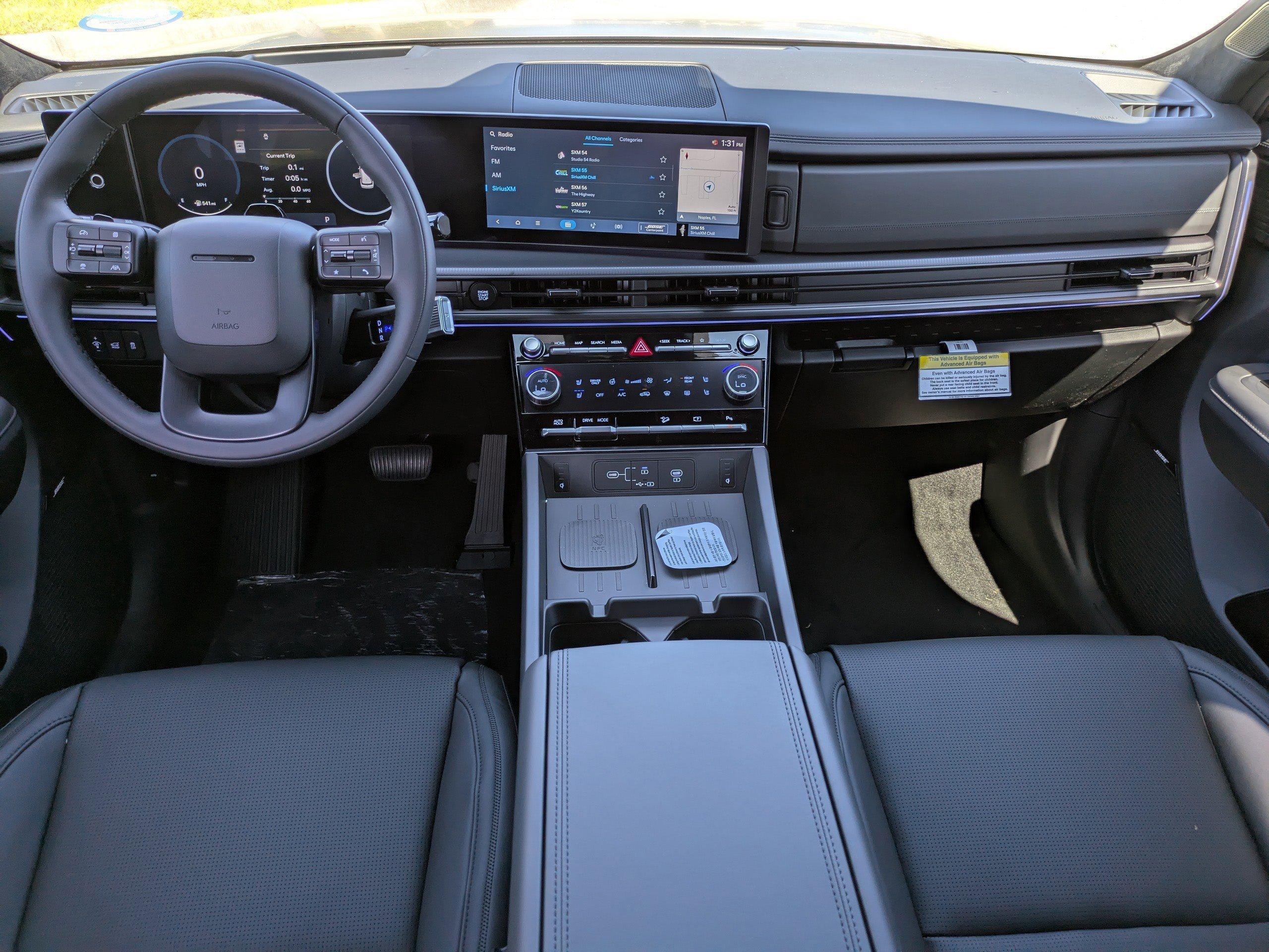 Hyundai Santa Fe Hybrid Calligraphy Front Wheel Drive Sport Utility - Thumbnail 11