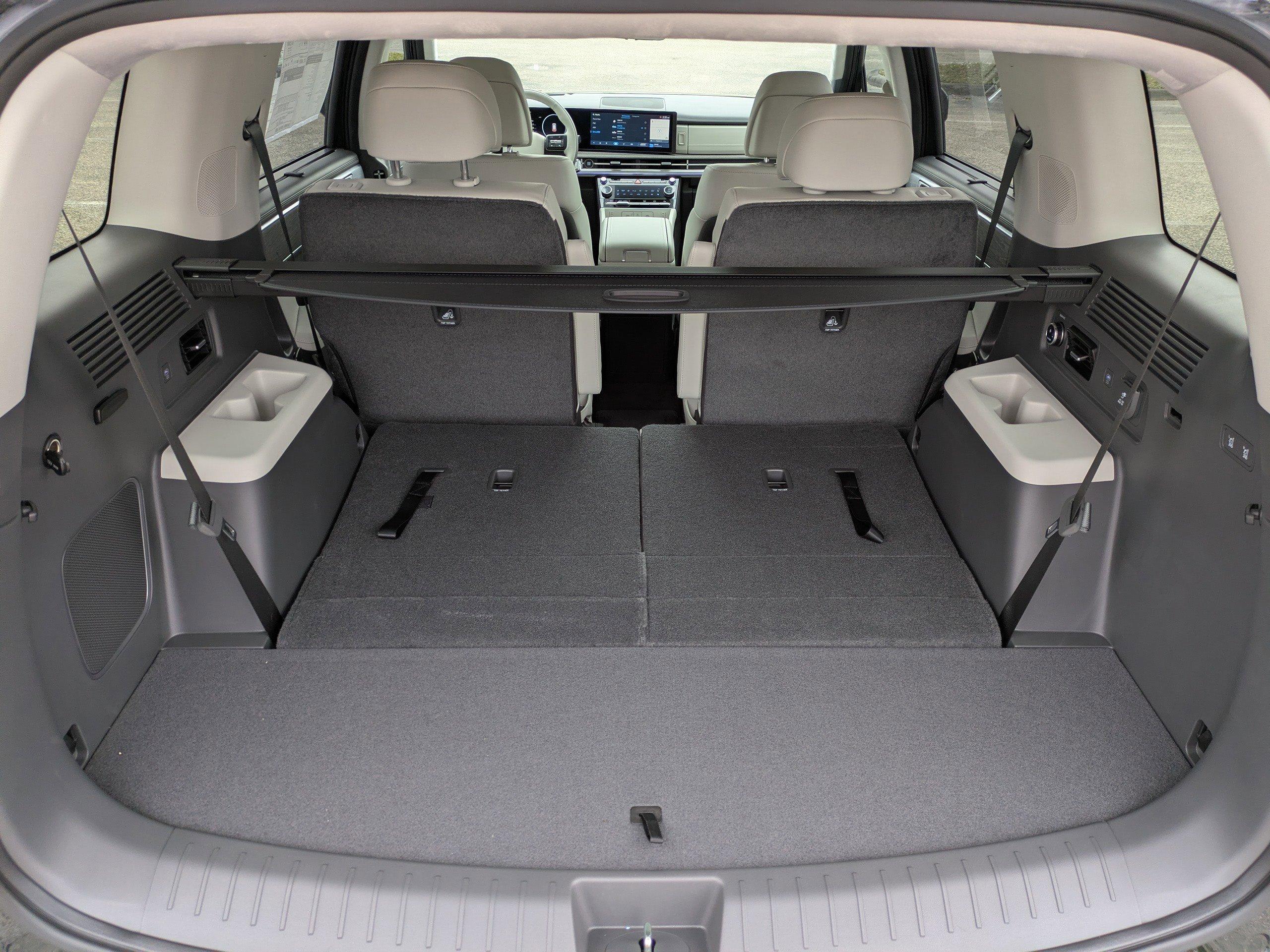 Hyundai Santa Fe Hybrid Calligraphy Front Wheel Drive Sport Utility - Thumbnail 15