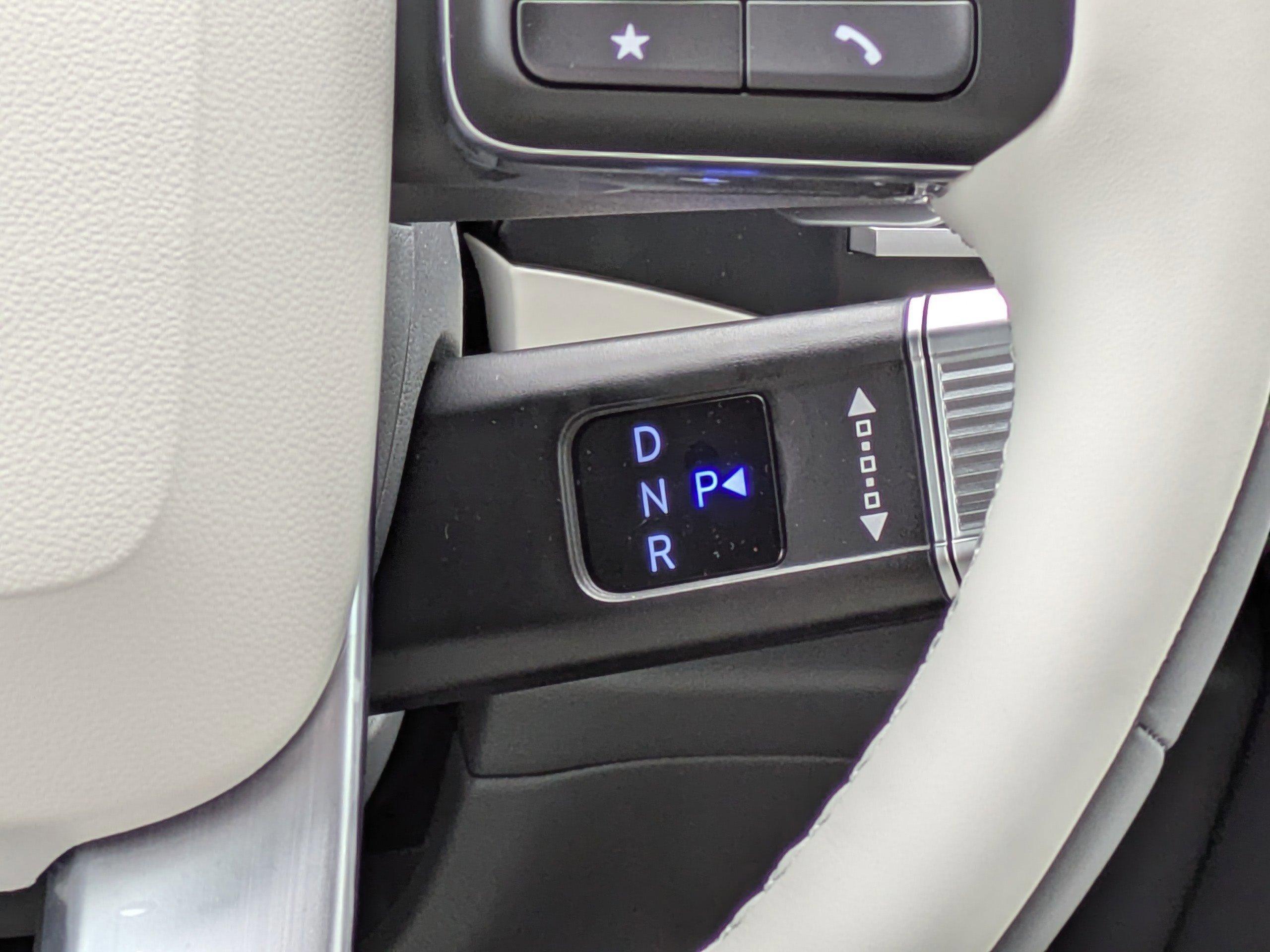 Hyundai Santa Fe Hybrid Calligraphy Front Wheel Drive Sport Utility - Thumbnail 15