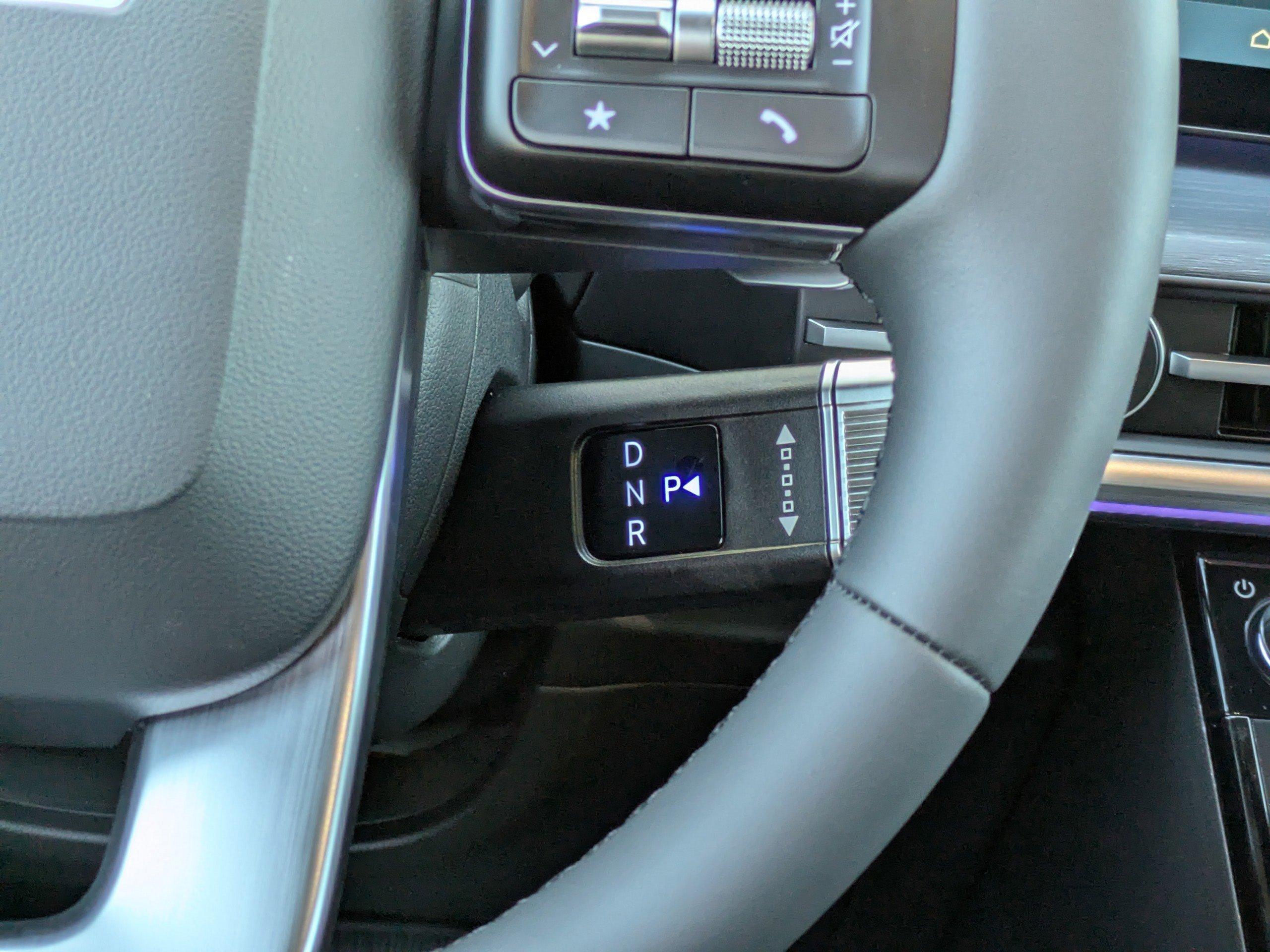 Hyundai Santa Fe Hybrid Limited All Wheel Drive Sport Utility - Thumbnail 15