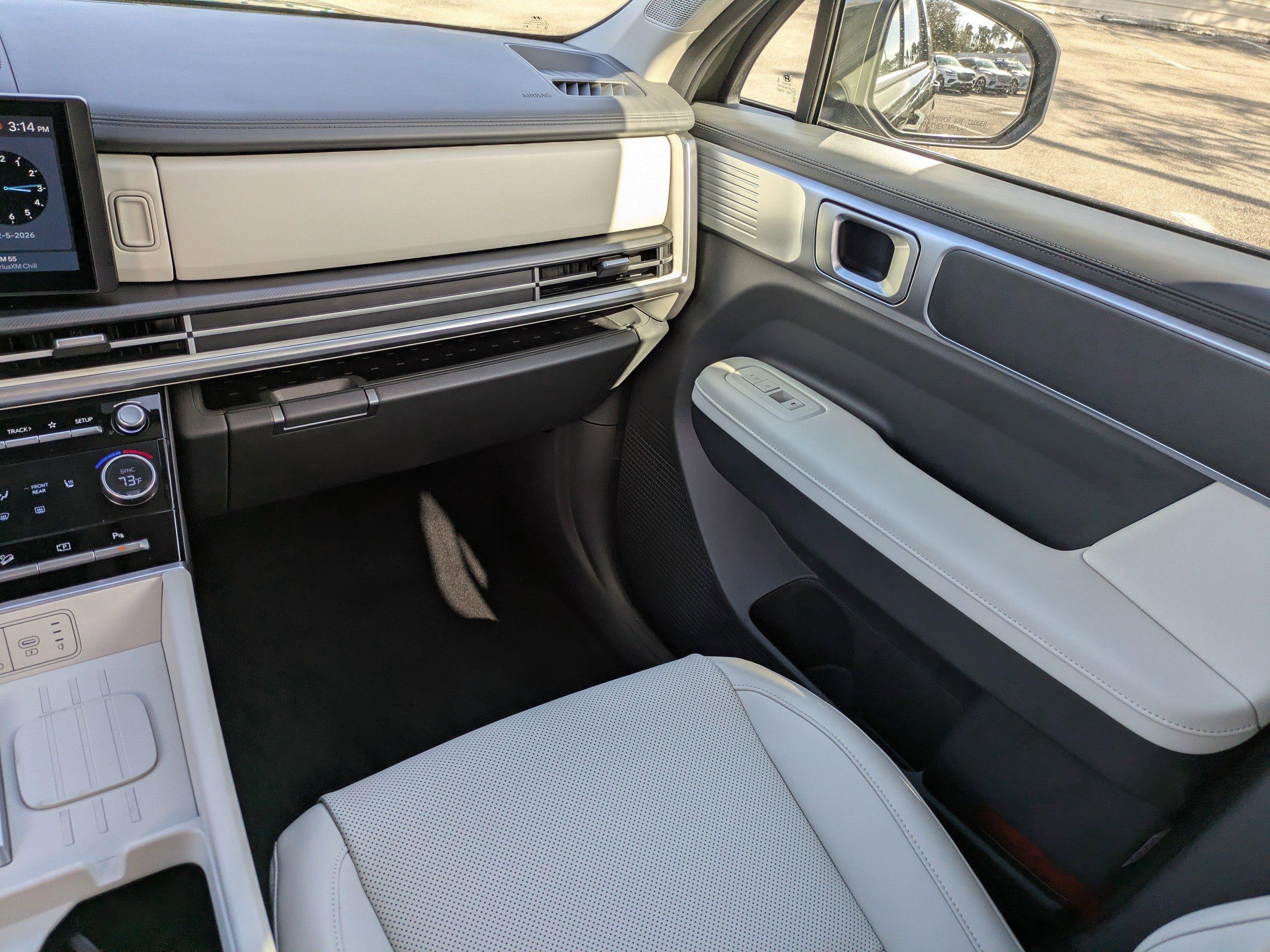 Hyundai Santa Fe Hybrid Sel Front Wheel Drive Sport Utility - Thumbnail 13