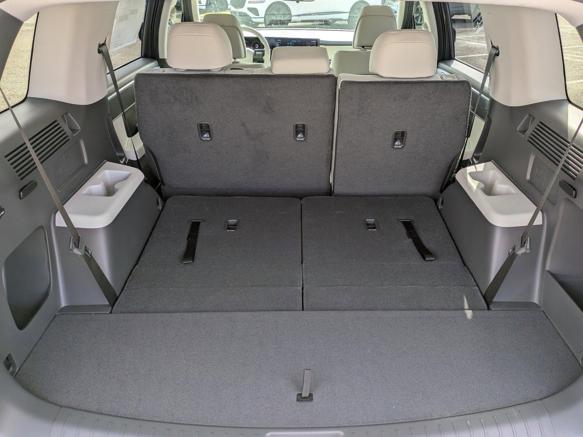 Hyundai Santa Fe Hybrid Se All Wheel Drive Sport Utility - Thumbnail 17