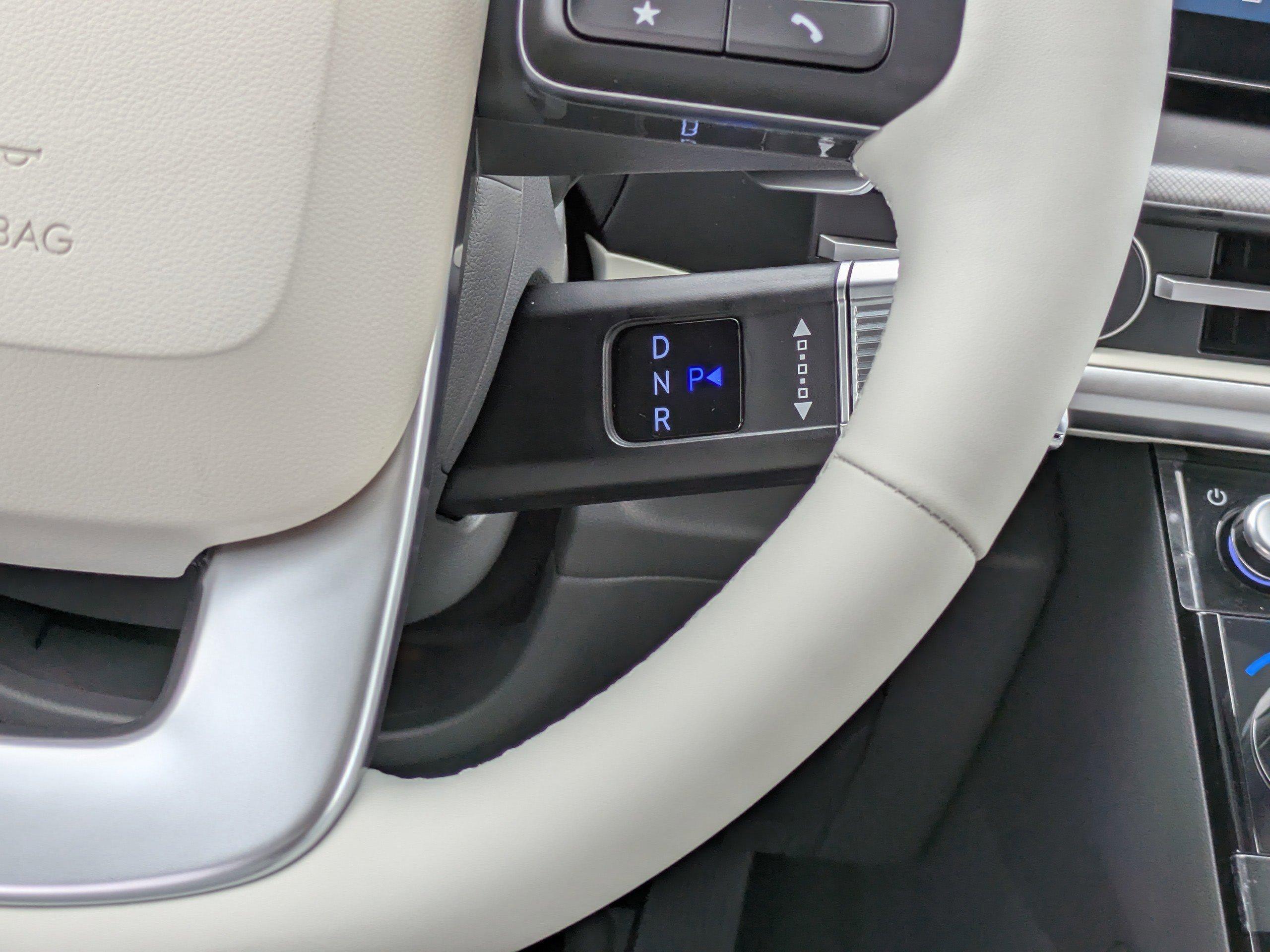 Hyundai Santa Fe Hybrid Se Front Wheel Drive Sport Utility - Thumbnail 14