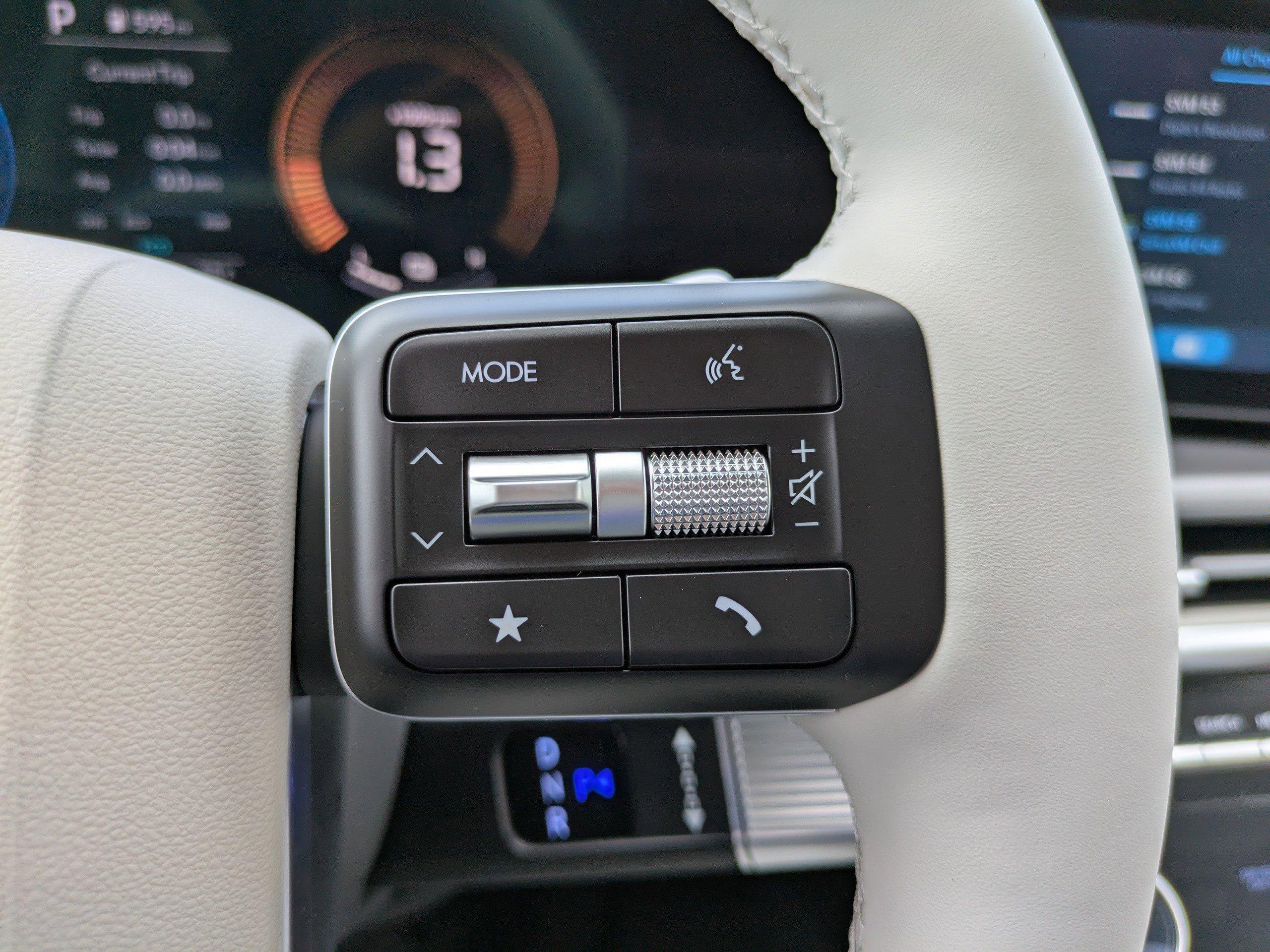 Hyundai Santa Fe Hybrid Se Front Wheel Drive Sport Utility - Thumbnail 20