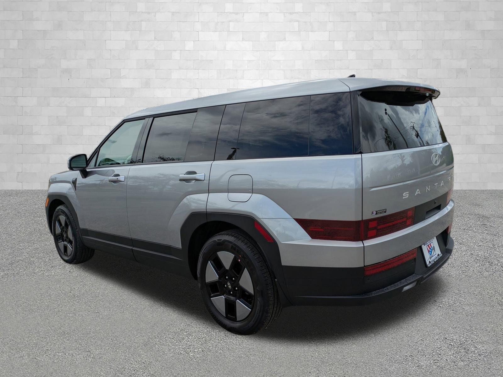 Hyundai Santa Fe Hybrid Se Front Wheel Drive Sport Utility - Thumbnail 5