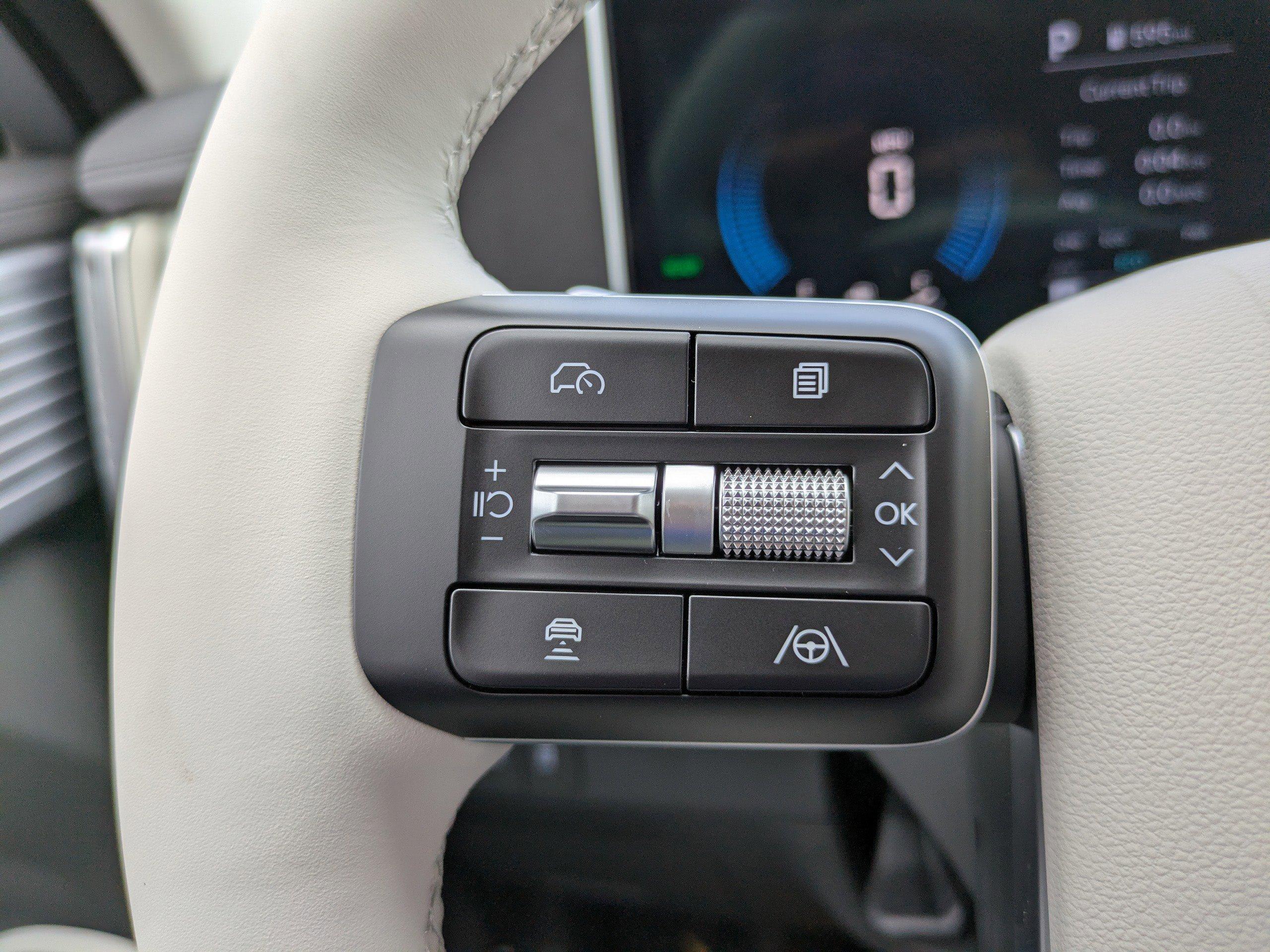 Hyundai Santa Fe Hybrid Se Front Wheel Drive Sport Utility - Thumbnail 19